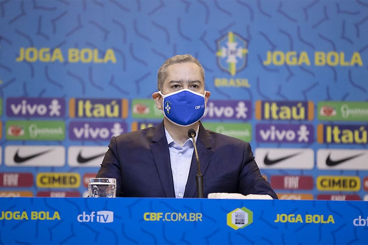 Reunião virtual da CBF sobre volta da torcida aos estádios termina em confusão