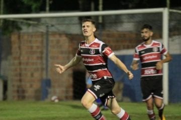 Com Léo Gaúcho promovido ‘por necessidade’, Santa Cruz não garante uso no primeiro time