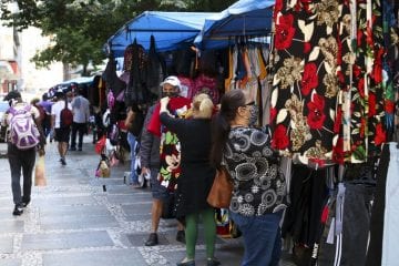 Ipea: renda dos mais pobres foi 32% maior que a habitual em agosto