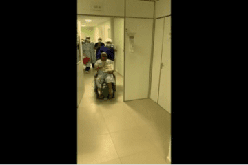 Homem de 57 anos recuperado da Covid deixa o HNSD sob aplausos. Assista!