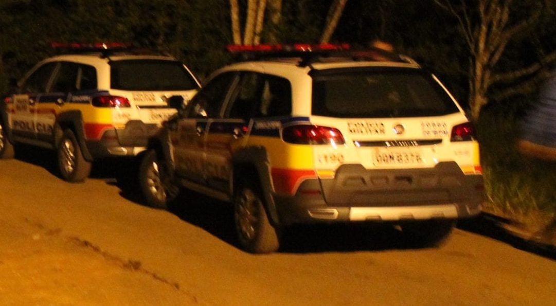 Homem é baleado durante troca de tiros entre vizinhos em São Gonçalo