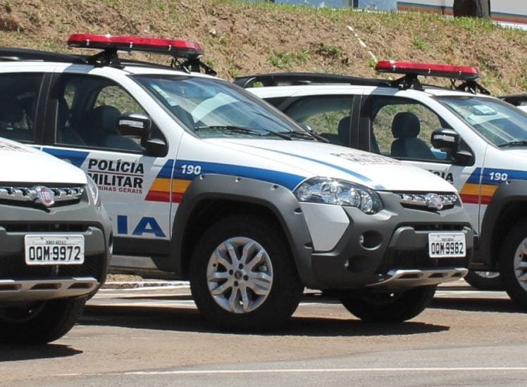 Homem abordado com celular furtado é preso por receptação