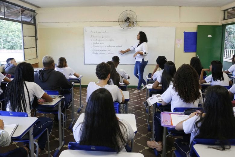 Em 2021, a renovação de matrícula na rede estadual será on-line