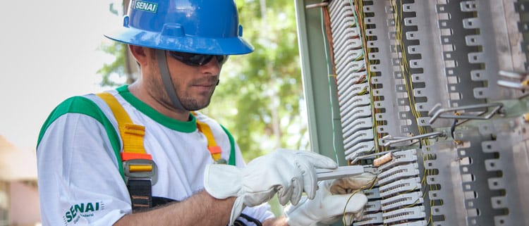 Empresa contrata técnico em telecomunicação em Itabira
