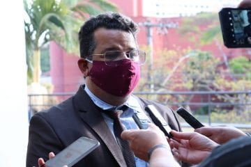 Em meio à pandemia, vereador itabirano defende velórios de até duas horas