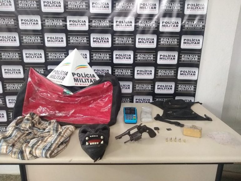 Polícia Militar prende suspeito de tráfico de drogas em Monlevade