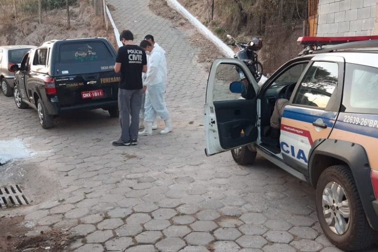 Homem é assassinado dentro de casa no bairro Pedreira