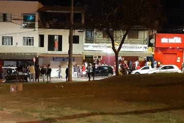 Polícia Militar acaba com “farra” na praça do Areão em Itabira