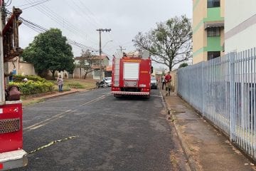 Bombeiros resgatam criança de apartamento em chamas