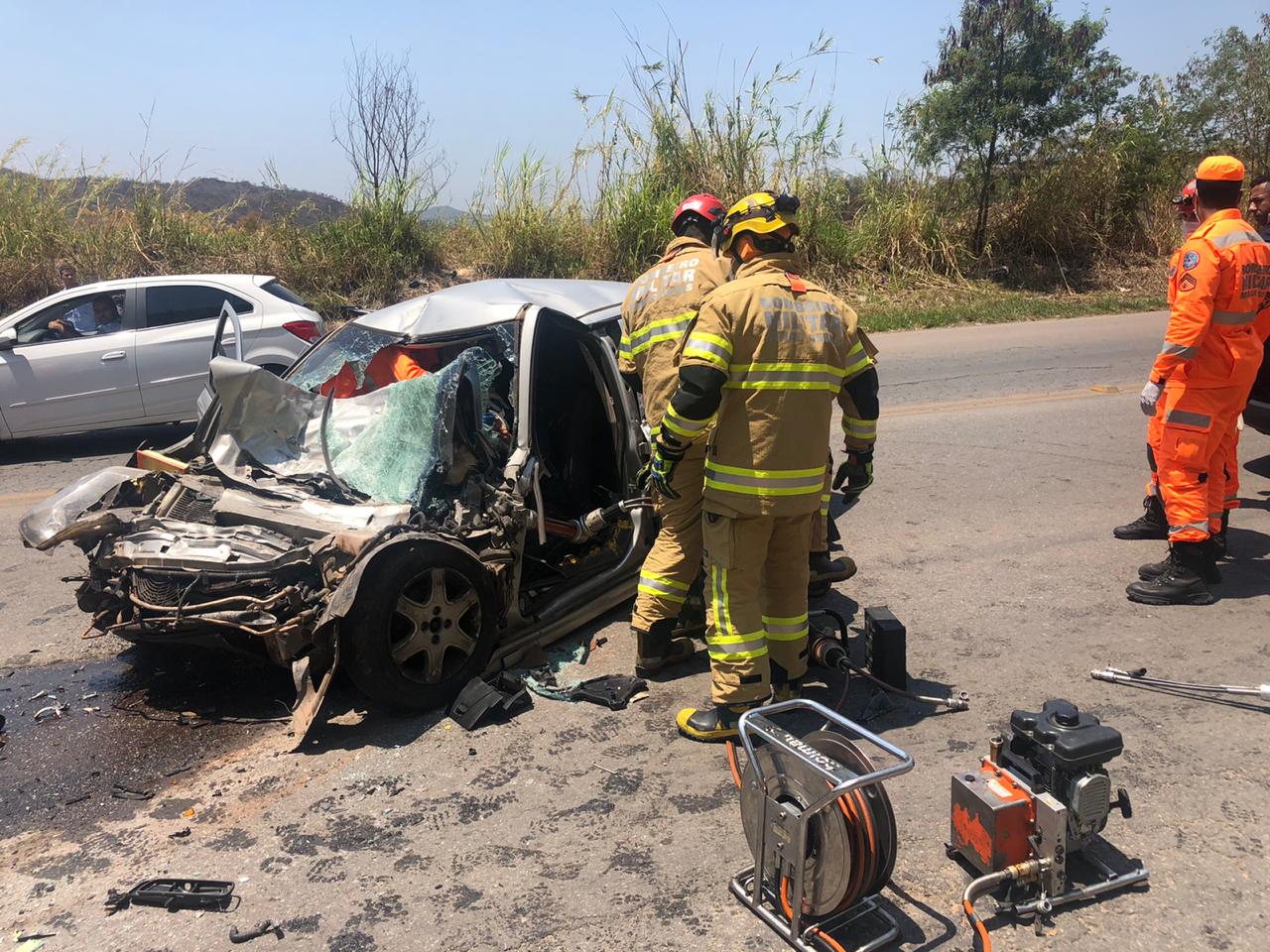 Motorista morre após colisão frontal na MGC-262 em Sabará