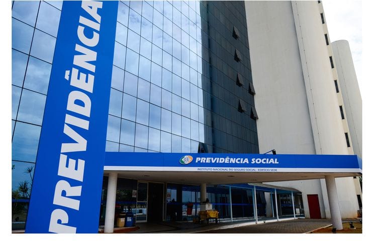 Apenas segurados agendados serão atendidos nas agências do INSS