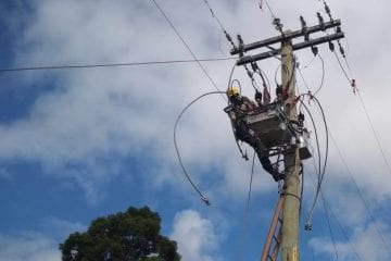 Cemig alerta sobre os riscos da instalação de antenas de TV próximas à rede elétrica