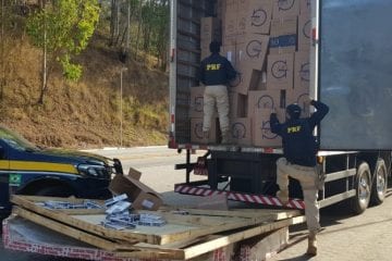 PRF apreende 650 mil maços de cigarros em Monlevade