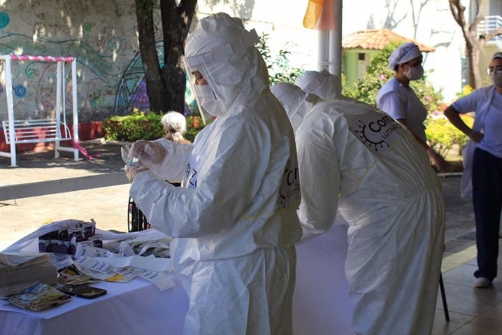 Rotary Itabira Cauê realiza testagem para Covid-19 em asilo de Santa Maria
