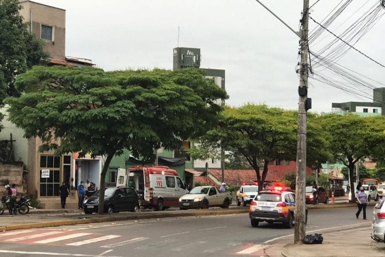 Acidente na Mauro Ribeiro mobiliza Polícia Militar e Samu