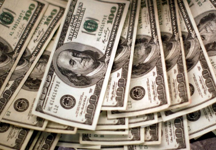 Contas externas têm saldo negativo de US$ 12,5 bi em 2020
