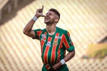 Sampaio Corrêa bate CSA e respira na luta contra o rebaixamento da Série B