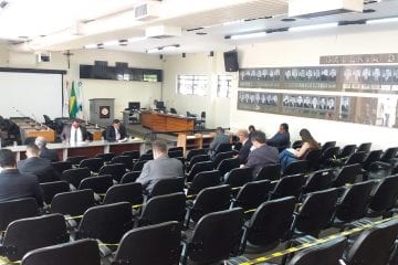 Após vários pedidos de vista, projetos finalmente são aprovados