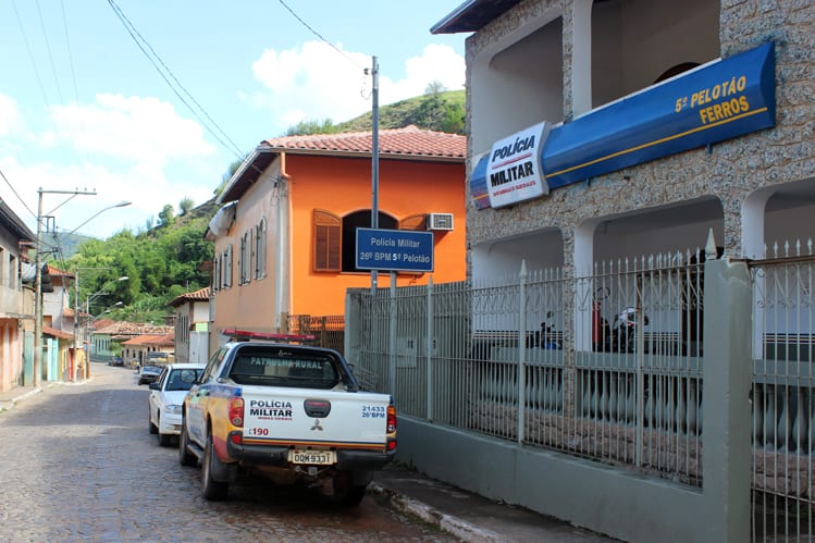 Funcionários encontram Casa Lotérica arrombada nesta terça-feira