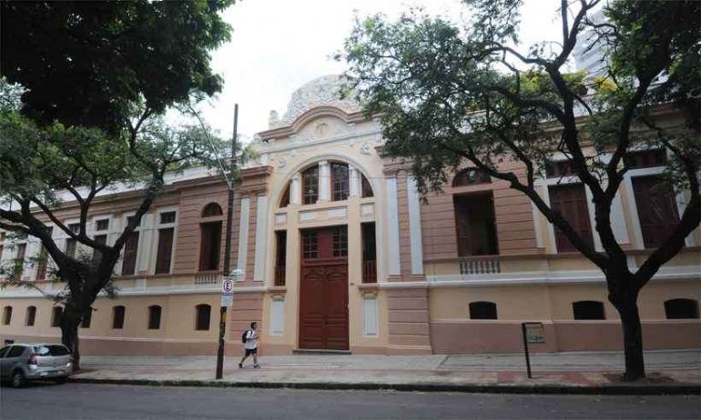 Minas Gerais: inscrições para vagas remanescentes do cadastro escolar terminam nesta sexta-feira (2)