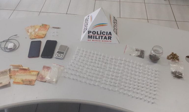 Polícia apreende grande quantidade de drogas e prende suspeito em Itabira