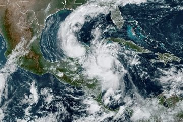 Ciclone Delta se aproxima do México como “furacão perigoso”