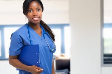 Recrutadora abre sete vagas para técnicas em enfermagem