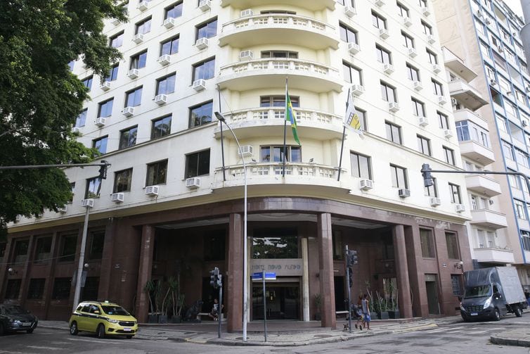 Inflação dos aluguéis acumula taxa de 20,93% em 12 meses, diz FGV