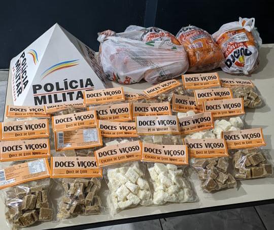 Homens são presos após roubarem embalagens de doces e carne em Monlevade