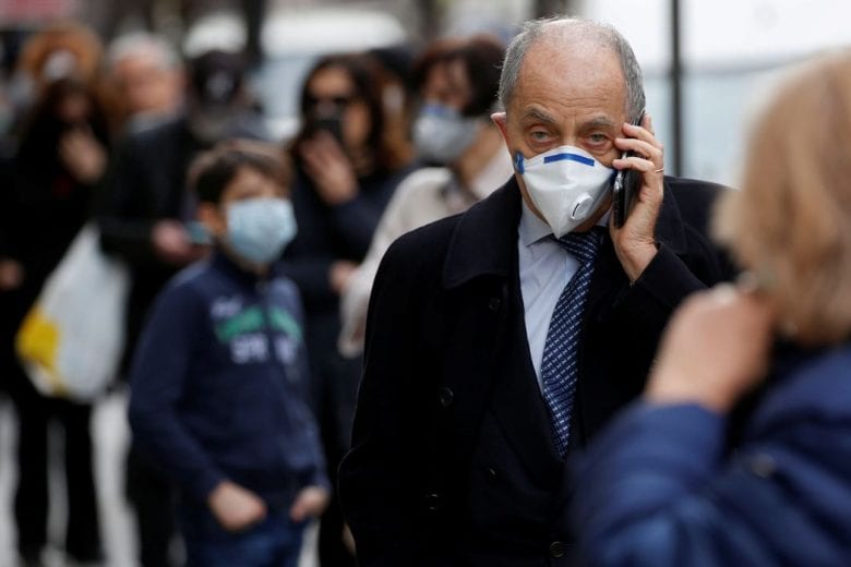Covid-19: apesar de 10 mil novos casos, número de óbitos desacelera