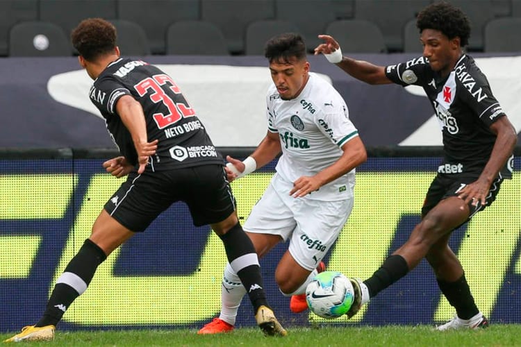 Palmeiras bate Vasco na estreia de Abel Ferreira pelo Brasileiro e vence a sexta seguida