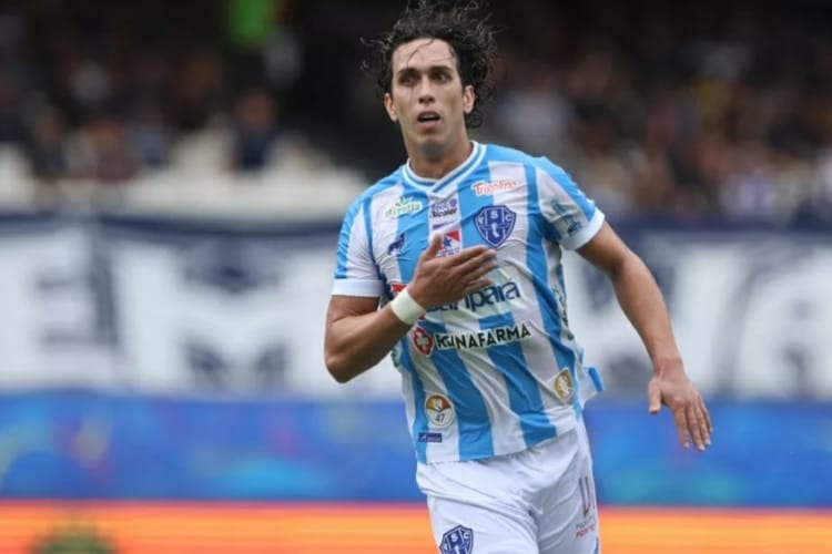 Em entrevista coletiva, atacante Nicolas confirma que foi procurado pelo Sport