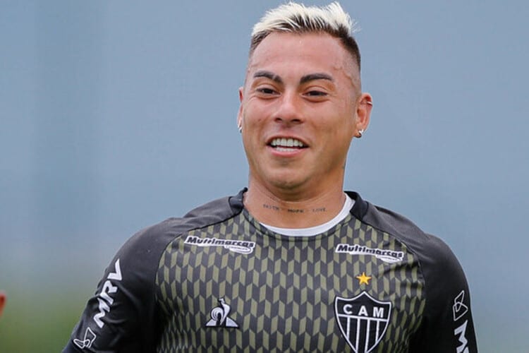 Vargas titular? Veja prováveis escalações para Corinthians x Atlético