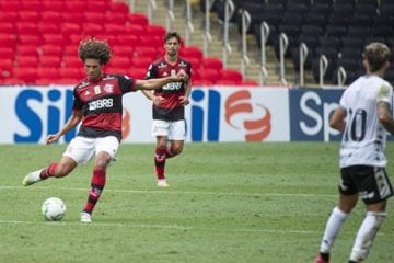 Willian Arão critica após tropeço do Flamengo: ‘Tem que vencer. Não tem desculpa’