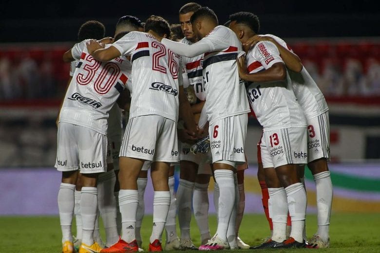 São Paulo pode arrecadar R$ 1,5 bi com cinco garotos da base que são titulares