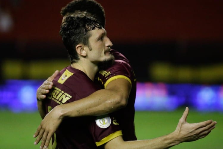 Para partida diante do Atlético/GO, Sport terá 7 jogadores pendurados em possível time titular