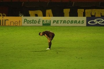 Atuações: após falha no gol e pouca produção ofensiva, Thiago Neves vai mal no Sport