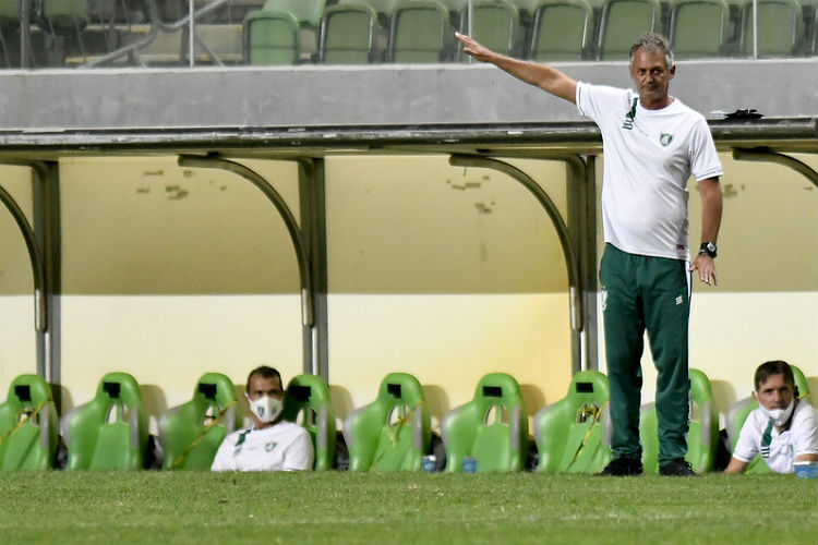 Lisca define América para enfrentar Juventude no Independência; veja escalação