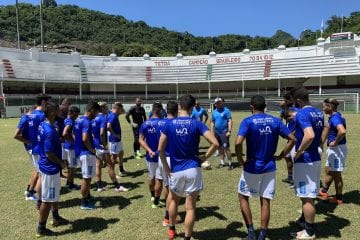 Antes de chegar a BH, Confiança treina no estádio das Laranjeiras, no Rio