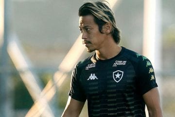 Honda desabafa após troca de técnico e cogita deixar o Botafogo: ‘Inacreditável’