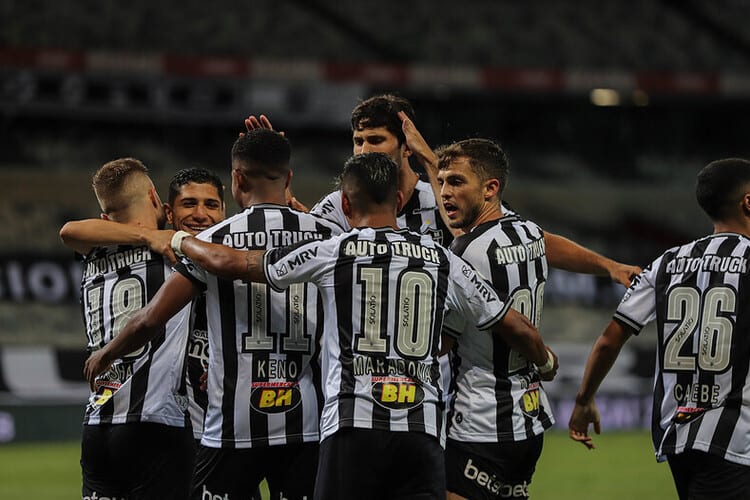 Líder do Brasileiro, Atlético vê chance de título cair; veja números