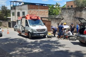 Colisão entre moto e carro deixa mulher ferida em Itabira