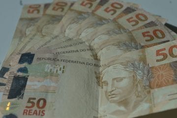Contas públicas registram saldo positivo após oito meses de déficit