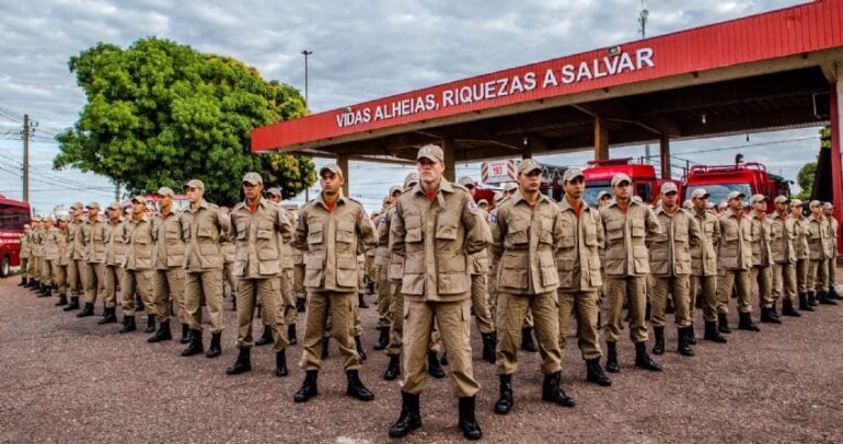 Concurso Bombeiros abre inscrições para nível médio; salário de R$6 mil