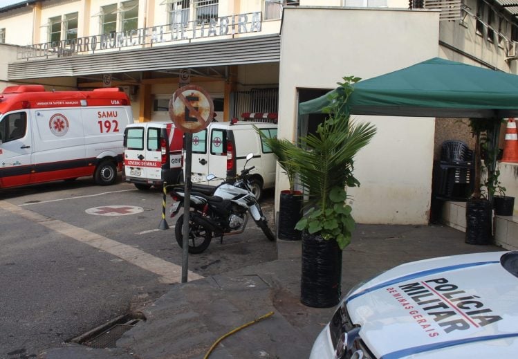 Mulher é atropelada e motociclista foge sem registrar ocorrência