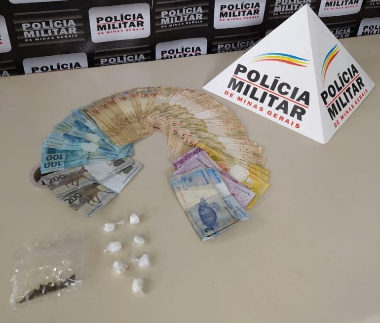 Polícia Militar prende três suspeitos por tráfico de drogas em Monlevade