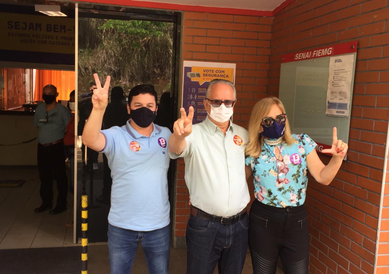 Em João Monlevade, Laércio Ribeiro comparece às urnas para votação
