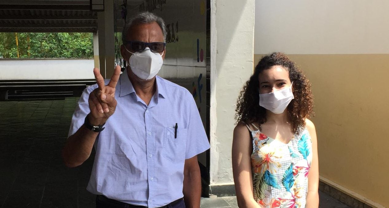 Candidato à prefeitura de Monlevade, Delci Couto vota nesta manhã