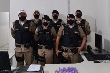Polícia Rodoviária apreende quase cem pinos de cocaína em São Domingos do Prata