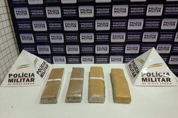 Polícia Militar apreende quatro barras de maconha em Caratinga